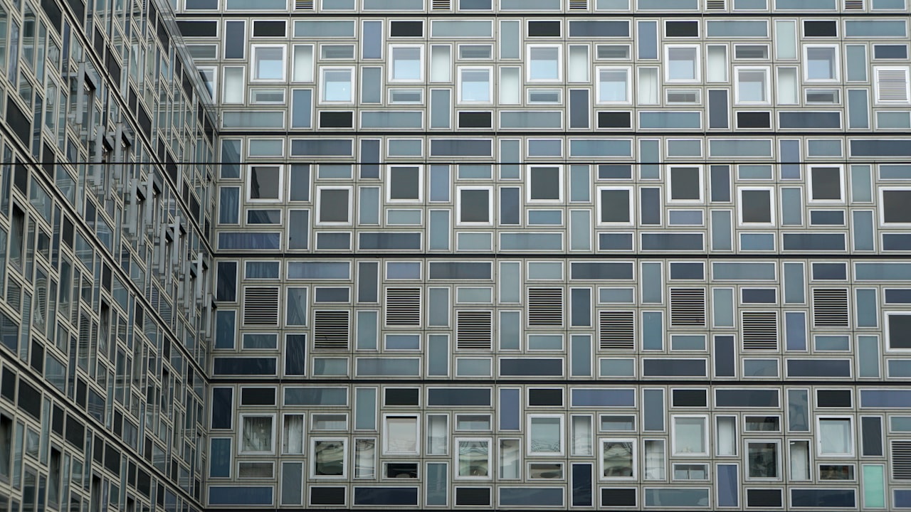 Guide to Choosing the Right Window Regulator