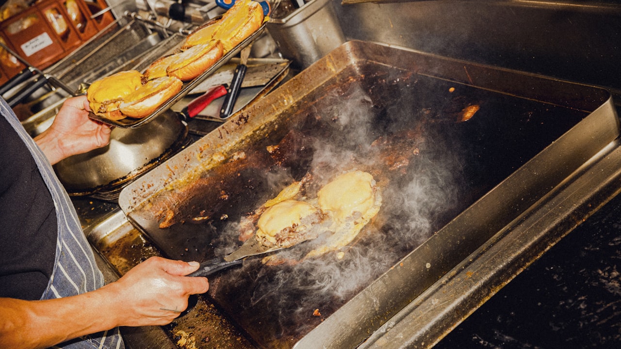 How to Make Essential Oils With Essential Oil Distiller